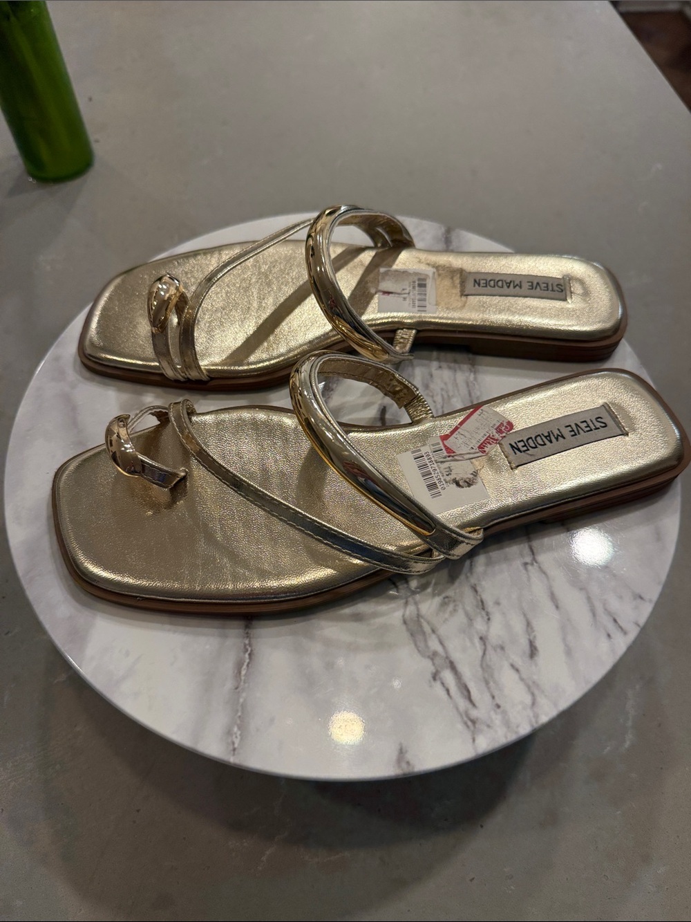 Steve Madden Metallic Gold Strappy Toe-Loop Sandals